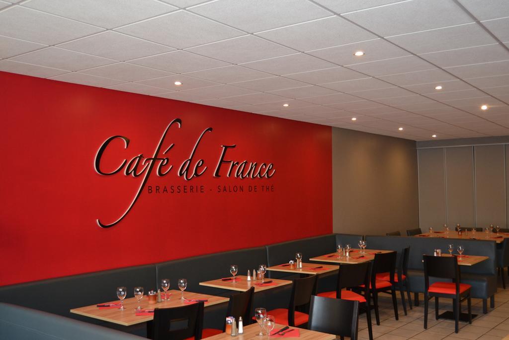 Cafe De France Bed & Breakfast Eauze Bagian luar foto