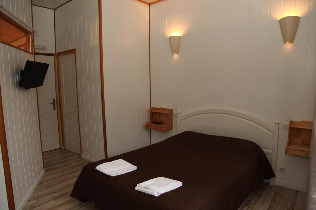 Cafe De France Bed & Breakfast Eauze Ruang foto